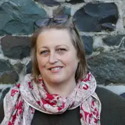 Photo of Kim Holmes
