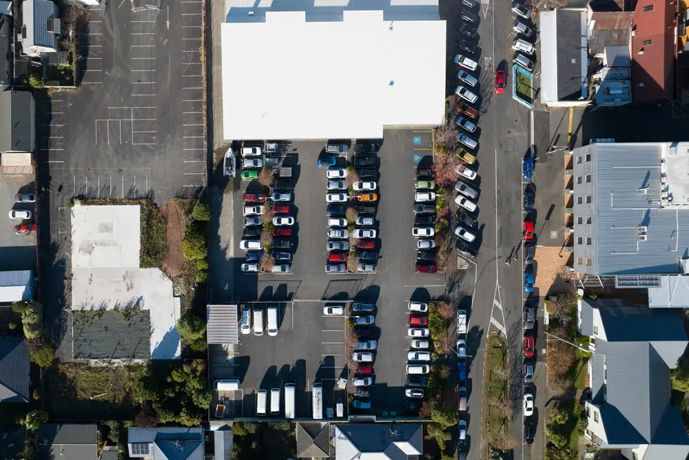 Medium 2 Column 1470x980px parking